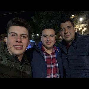 Meet your Posher, Erick